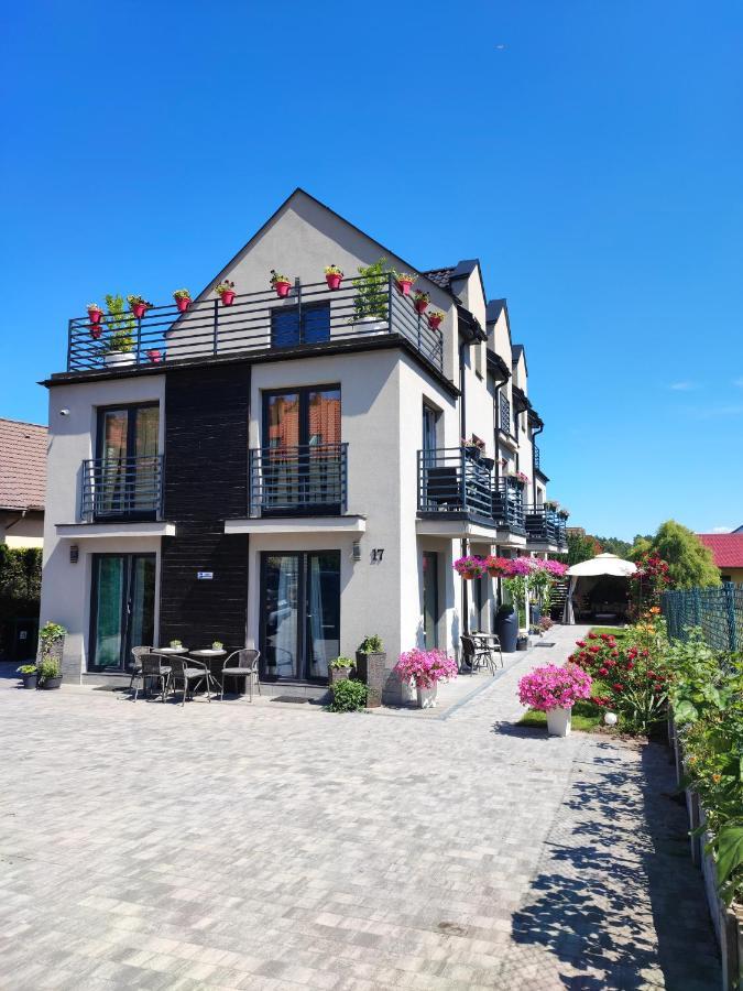 4 Foxes Hotel อุสตกา ภายนอก รูปภาพ